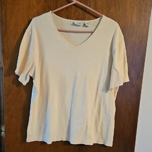 Women's Light Yellow V-Neck Top, Sz 16/18